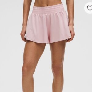 Lululemon Shake It Out High-Rise Running
Short 2.5" pink haze size small